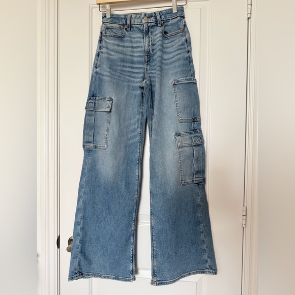 NWT AE Curvy Super High-Rise Baggy Wide-Leg Cargo Blue Jeans, stretch, size 0 - Picture 8 of 14